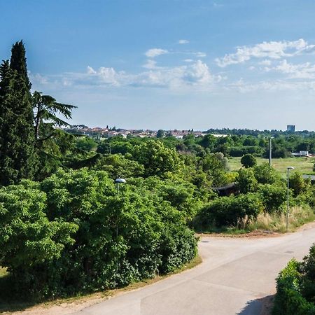 Apartments Dara Умаг Екстериор снимка