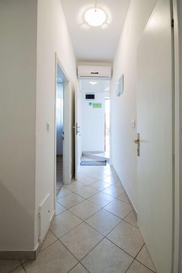 Apartments Dara Умаг Екстериор снимка