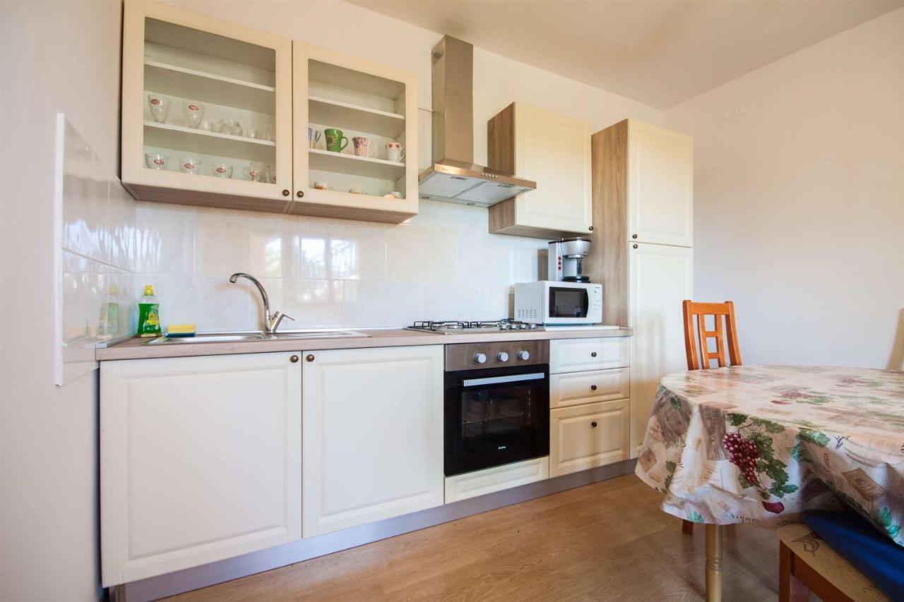 Apartments Dara Умаг Екстериор снимка
